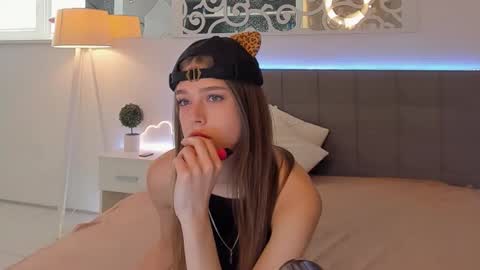 MelissaCrayzy online show from May 23, 7:04 am