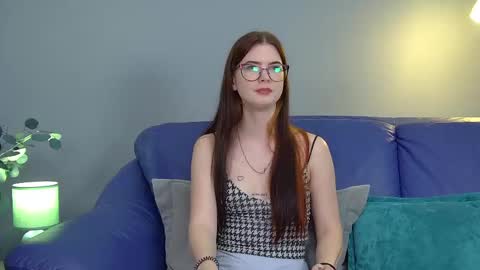 Melissa online show from September 23, 6:25 pm