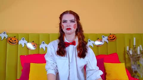 Melissa online show from October 31, 7:25 pm