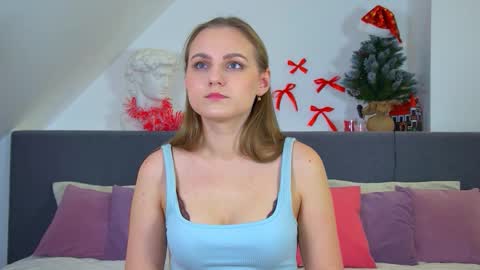 MelissaBerry online show from December 22, 10:33 am