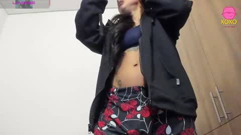 mellanie online show from February 5, 10:08 am