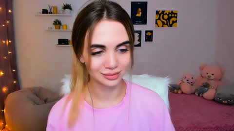 Snapshot of mellifluoustess chatting on January 8, 11:52 pm Tessa online show from January 8, 11:52 pm