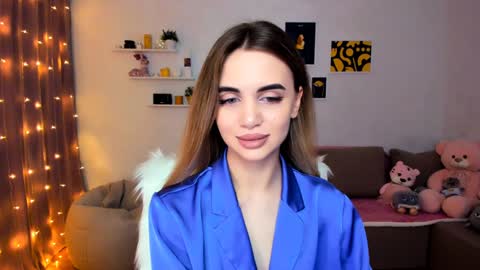 Snapshot of mellifluoustess chatting on December 19, 9:27 pm Tessa online show from December 19, 9:27 pm