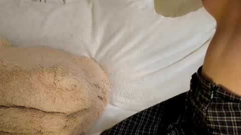 MelMooon online show from March 17, 11:43 pm