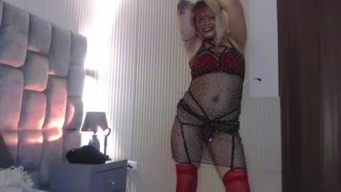 Debora online show from May 10, 1:01 am