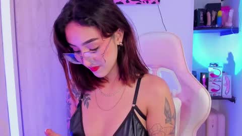 Melodie Roy 999 online show from February 27, 6:09 pm