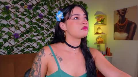 melody_cute10 online show from April 14, 1:25 pm