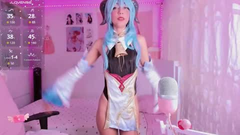 Elizabeth online show from March 22, 8:02 pm