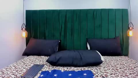 melody_kener online show from November 6, 10:24 pm