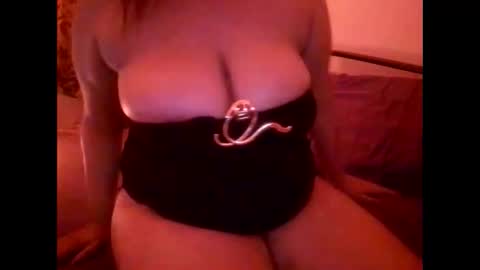 Merry online show from November 22, 6:39 pm