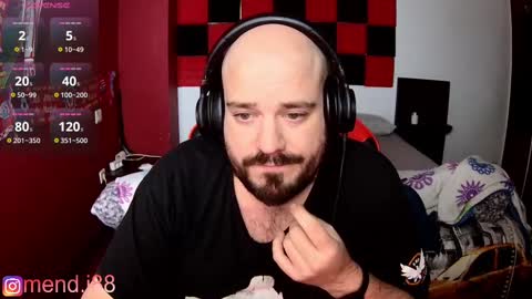 menditeta online show from March 11, 11:26 pm