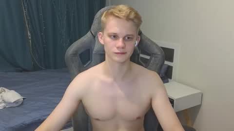 Mickey online show from December 4, 10:20 pm