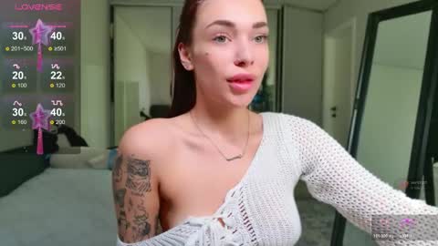 Megan online show from May 9, 2:06 am