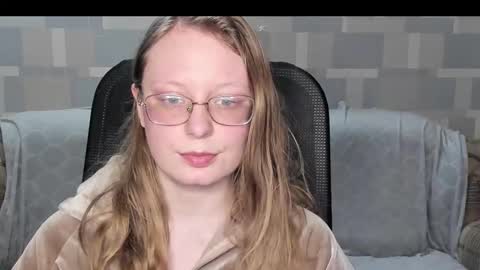 meowcr online show from January 15, 6:39 pm