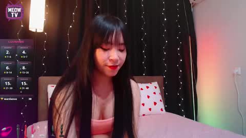 meowkami online show from February 1, 11:57 pm