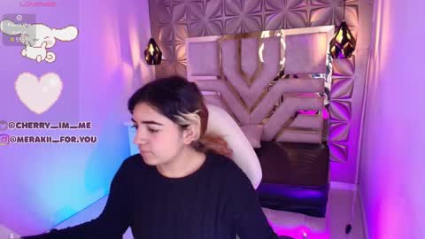    online show from December 3, 7:36 pm