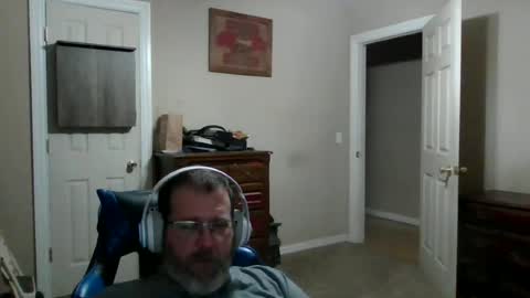 mercer1977 online show from June 15, 12:08 pm