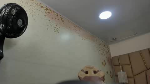 Meredith Huntt online show from March 14, 12:53 pm