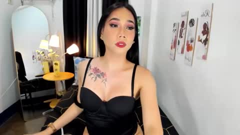 Snapshot of mereselaurelts chatting on October 14, 6:44 pm MereseLaurelTS online show from October 14, 6:44 pm