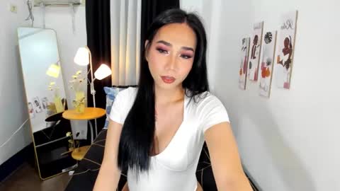 Snapshot of mereselaurelts chatting on September 24, 5:25 am MereseLaurelTS online show from September 24, 5:25 am