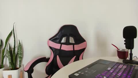 Miss Freckles online show from March 16, 3:38 pm