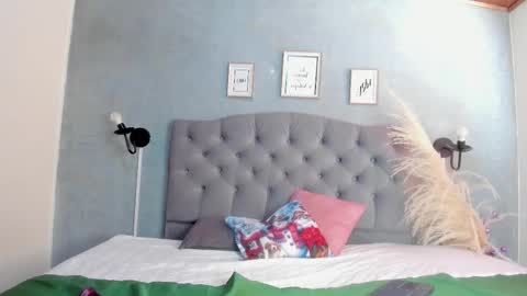 meridalane online show from December 16, 2:45 pm