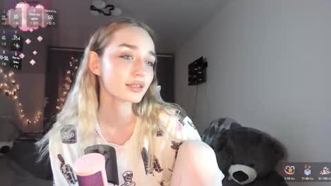 Sara online show from September 29, 4:39 pm