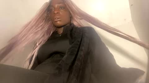 Alexismerton online show from August 3, 6:04 am
