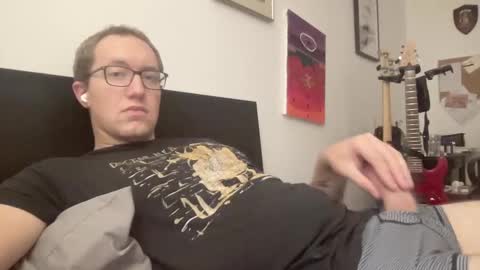 metallica92786 online show from October 16, 6:57 am