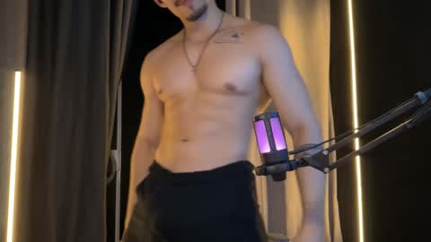 mettew22cm online show from October 31, 7:20 am