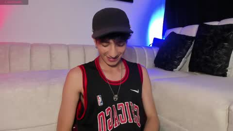 MATHIAS online show from May 13, 5:50 am