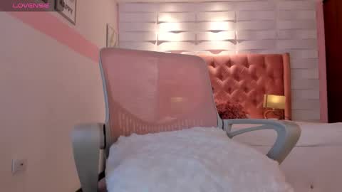 melissa online show from February 20, 7:01 am