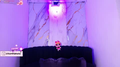 Mhia Kate online show from March 31, 3:56 pm