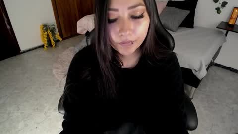 Mia zoe online show from October 25, 7:58 pm