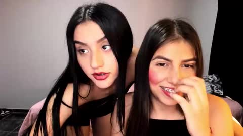 mia_18nice online show from March 30, 2:33 am