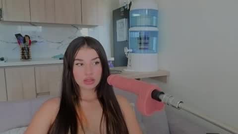 Mia adams  online show from May 20, 7:31 pm