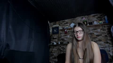 Mia and vincentt model indepent online show from February 13, 7:12 am