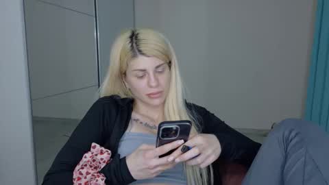 mia_angel online show from May 23, 5:53 pm