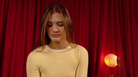 Mia Benett  online show from April 29, 3:39 pm