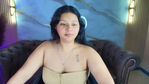 Snapshot of mia_hot_tf chatting on September 12, 8:11 pm Mia online show from September 12, 8:11 pm