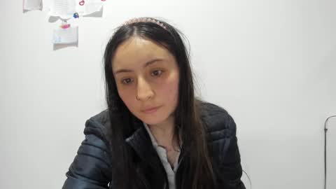 mia kaneee online show from February 20, 3:01 am