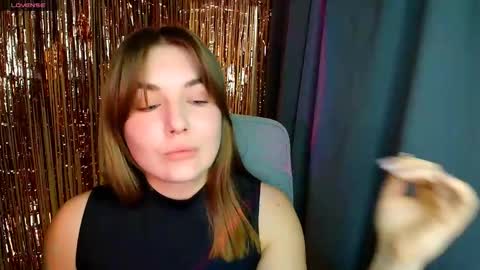 mia_lemm online show from January 14, 8:44 am