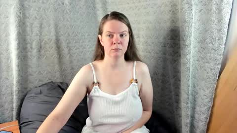 mia_lores online show from September 20, 8:50 am