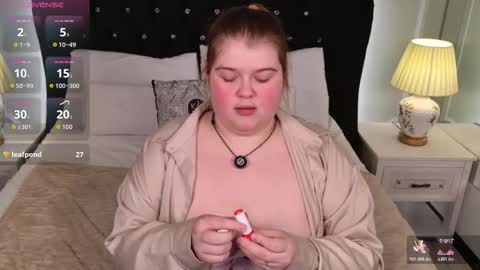 Sweet Mia online show from March 12, 6:00 pm