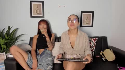 mia_petite72 online show from January 7, 11:21 pm