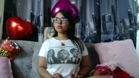 Mia  online show from February 27, 10:20 pm