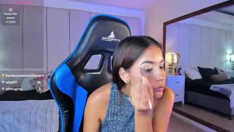 mia rousse25 online show from November 30, 3:08 pm