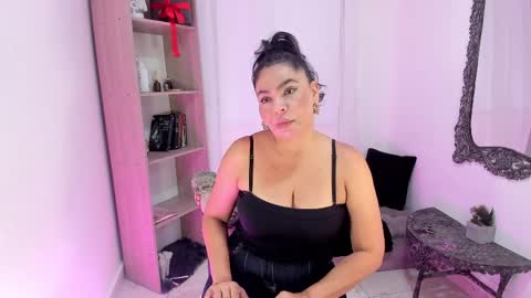 Mia Santoro online show from April 8, 12:52 pm