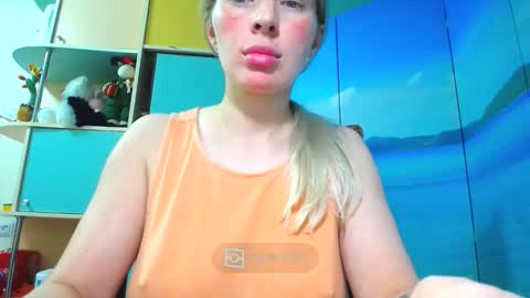 Mia. online show from May 22, 8:15 pm