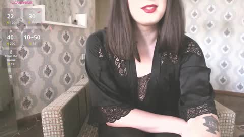mia_wallase online show from October 12, 4:43 pm